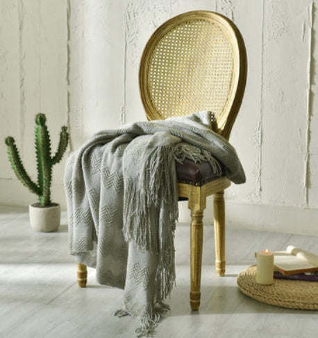Knitted Acrylic Tassel Throw Blanket