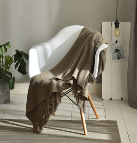 Knitted Acrylic Tassel Throw Blanket