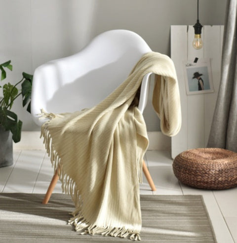 Knitted Acrylic Tassel Throw Blanket